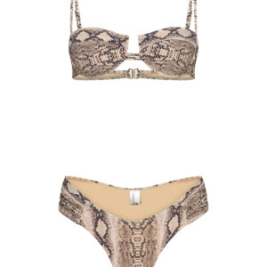 חזיית ברזלים מנוחשת